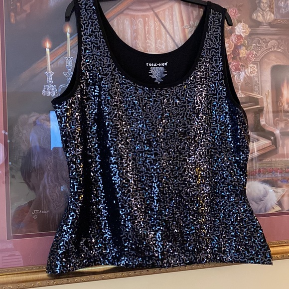 TEEZ-HER sequins top - Picture 9 of 9